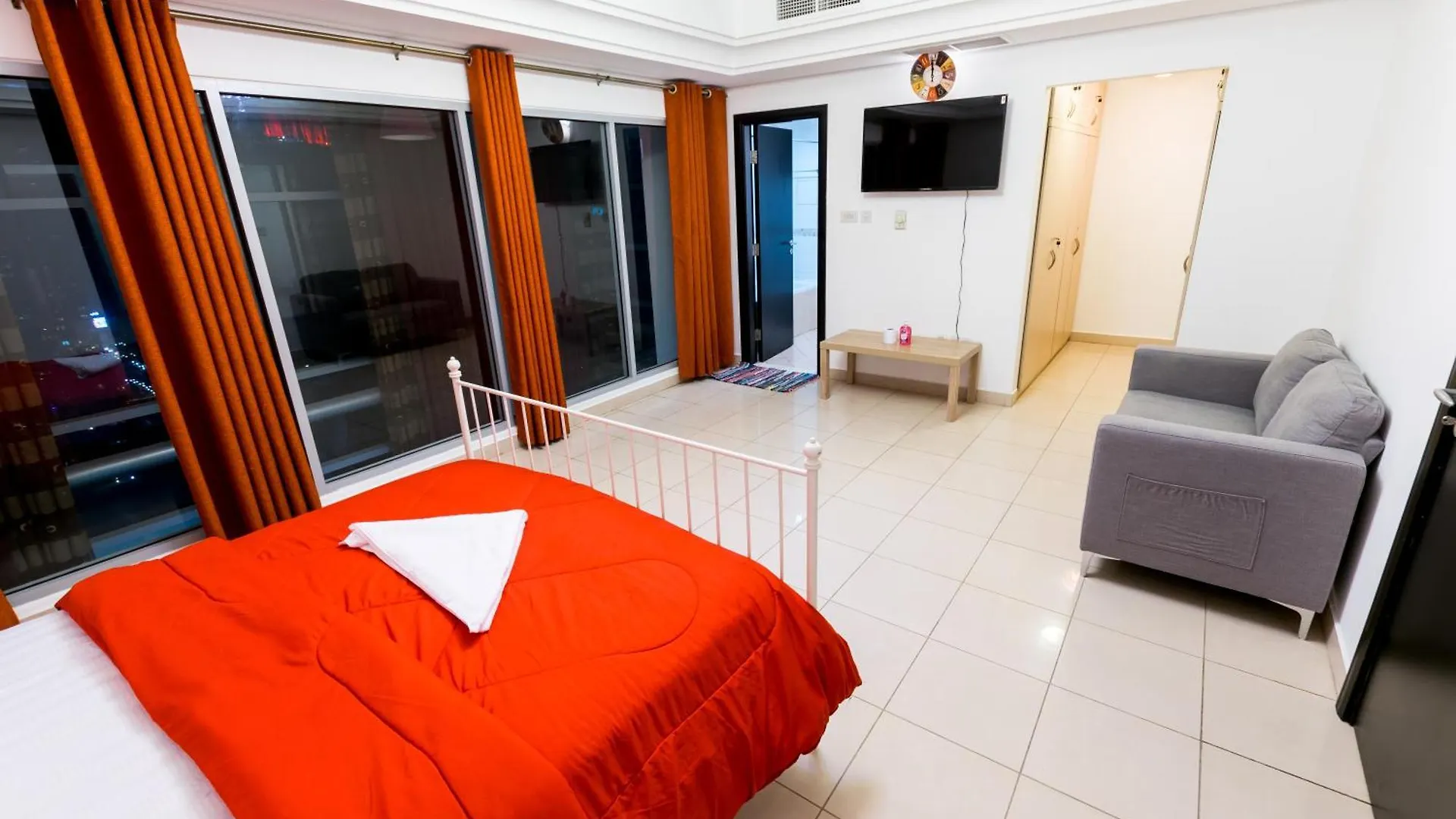 La Rivera Rooms For Ladies Dubai 0*,  United Arab Emirates