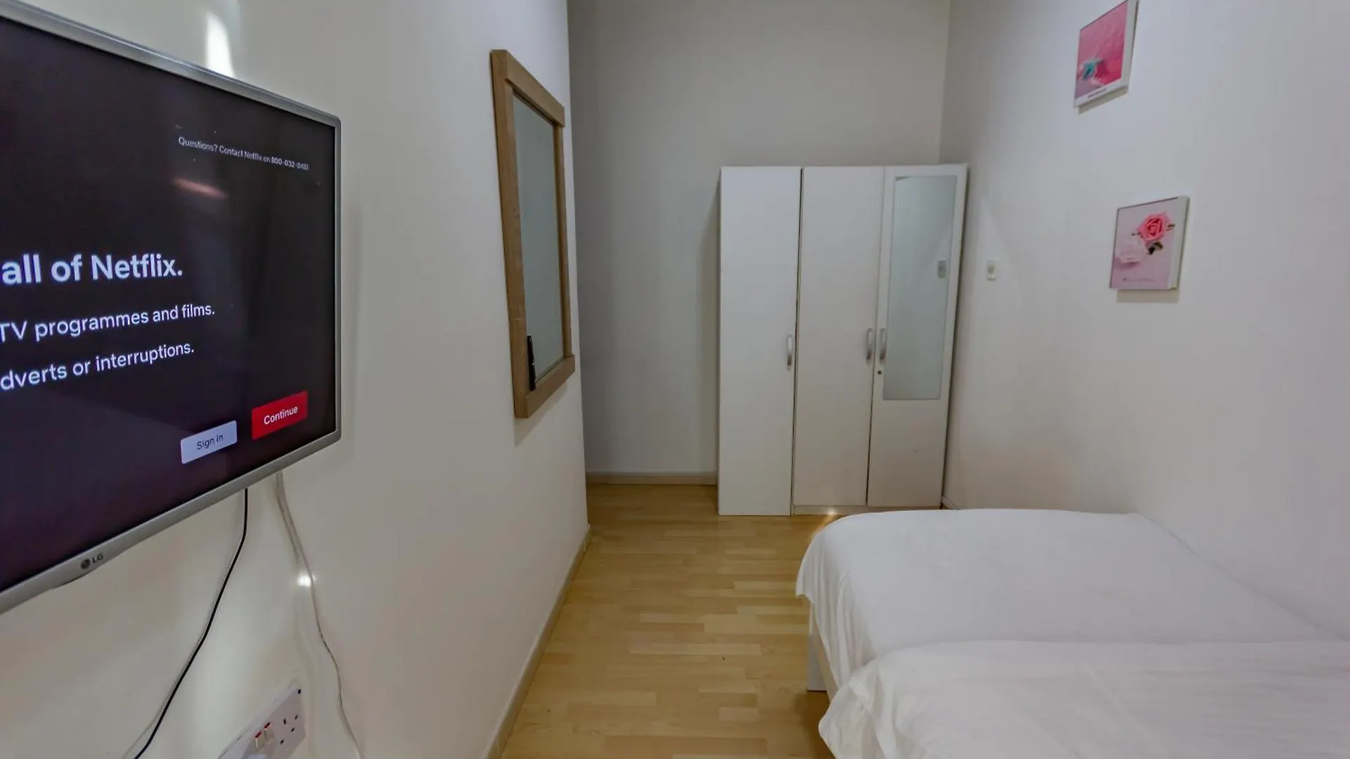La Rivera Rooms For Ladies Dubai 0*,  United Arab Emirates