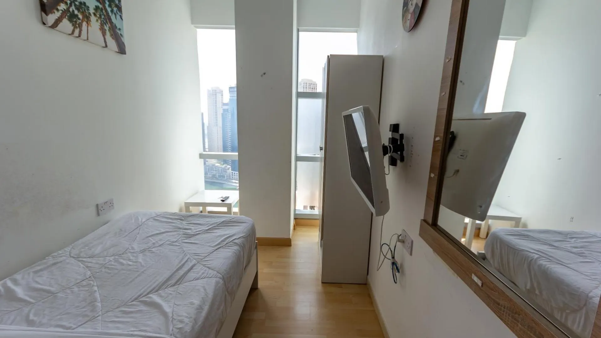 La Rivera Rooms For Ladies Dubai