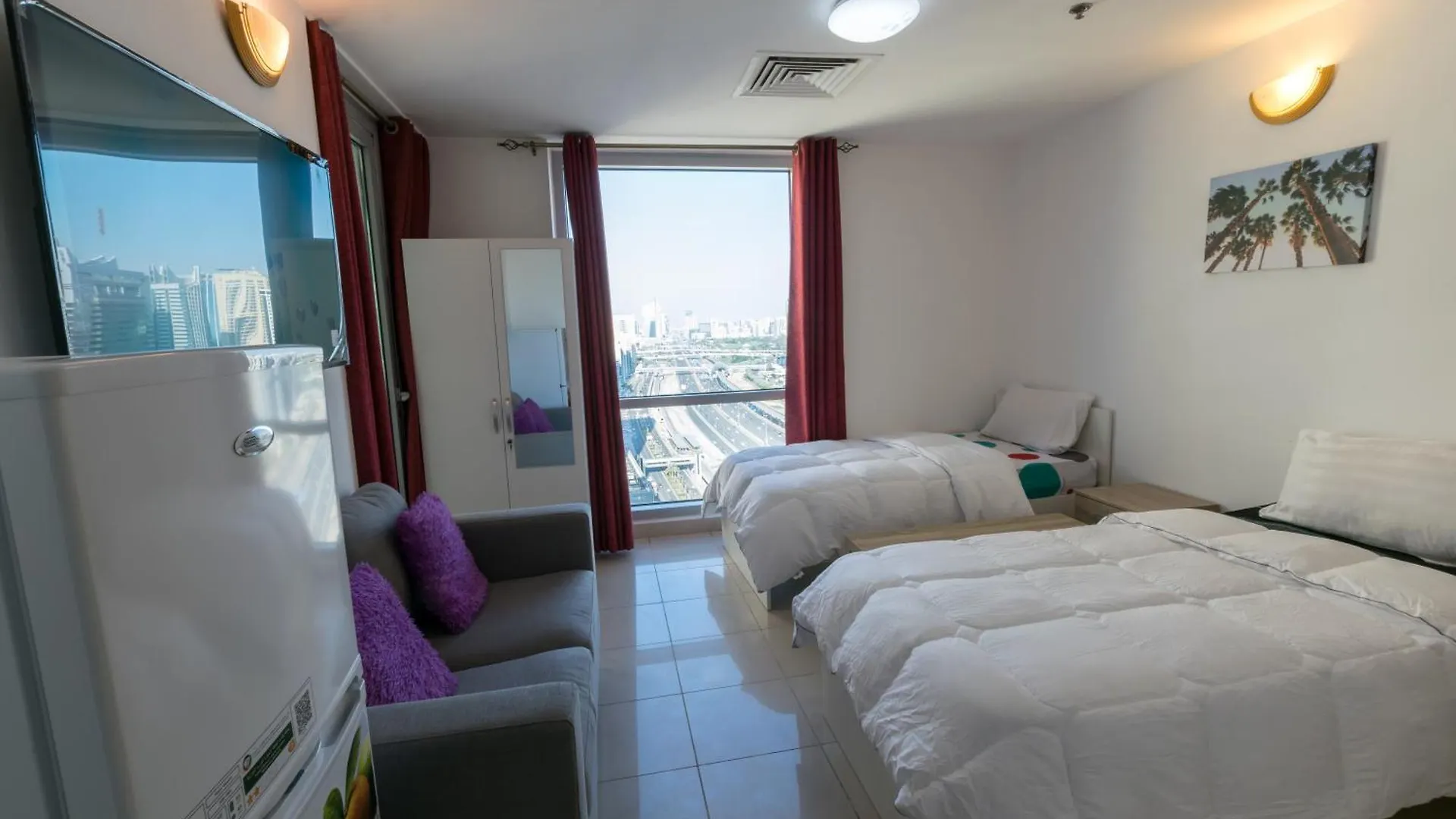 La Rivera Rooms For Ladies 두바이 0*,  아랍에미리트