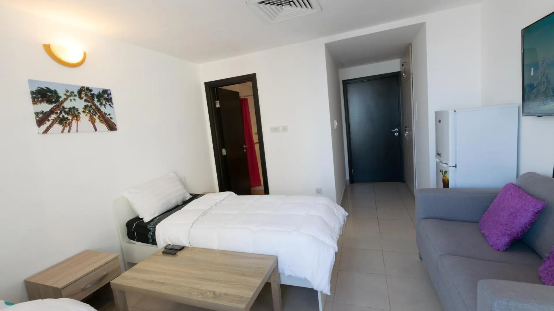 Apartmán La Rivera Rooms For Ladies Dubaj Spojené arabské emiráty